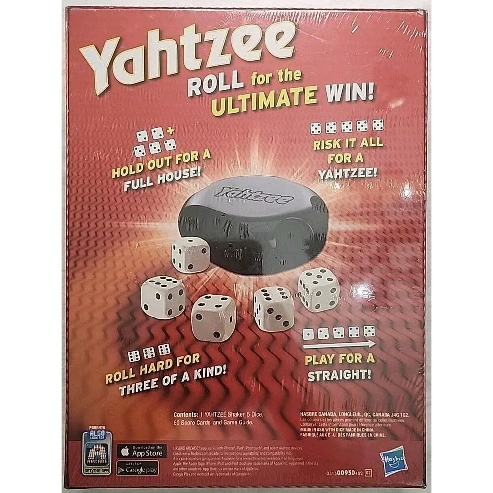 Hasbro Yahtzee Classic The Shake Score and Shout Family Dice Game Sealed